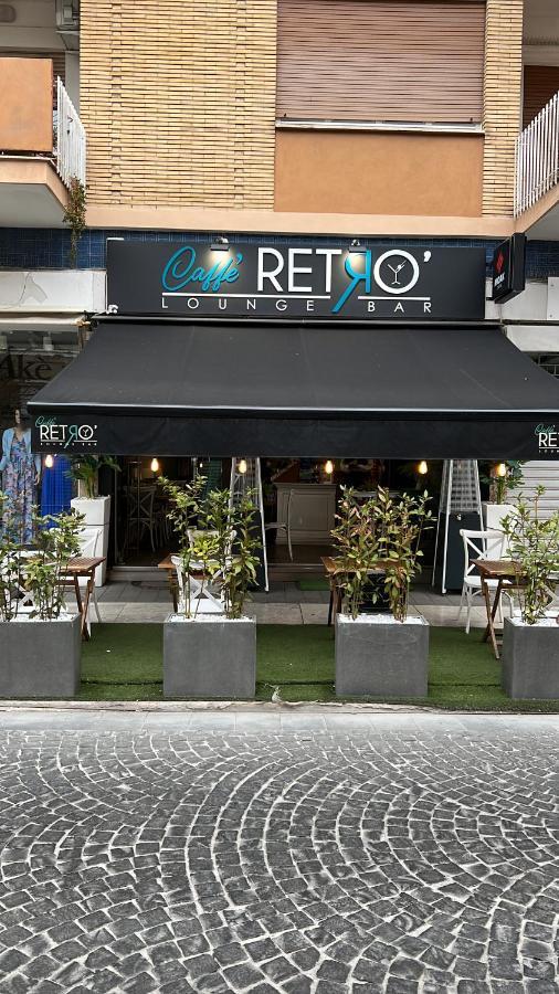 B&B Caffe Retro' Cisterna di Latina Eksteriør bilde