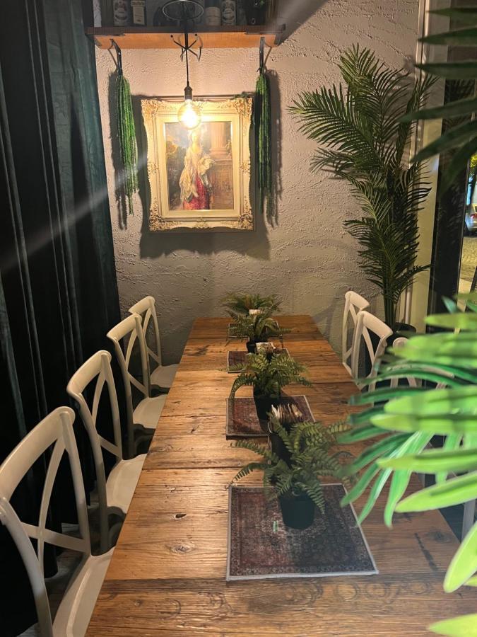 B&B Caffe Retro' Cisterna di Latina Eksteriør bilde