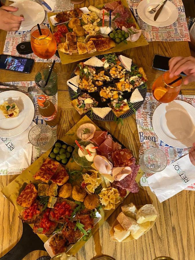 B&B Caffe Retro' Cisterna di Latina Eksteriør bilde