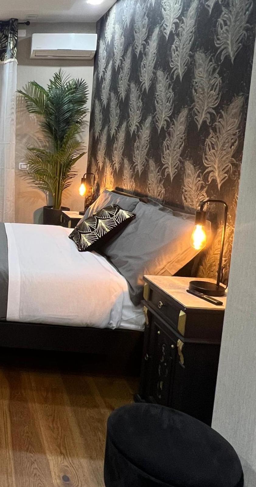 B&B Caffe Retro' Cisterna di Latina Eksteriør bilde